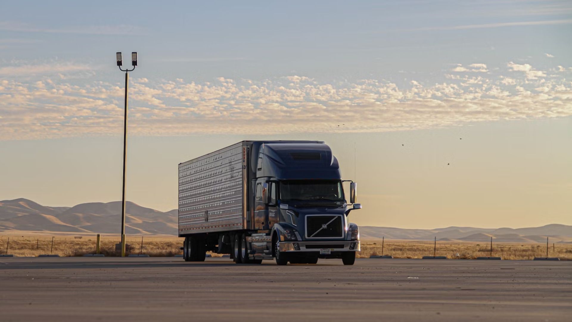 STAR DELIVERY Land Transport β’ Courier